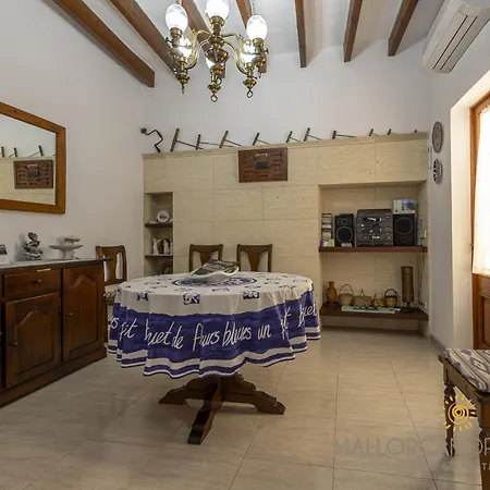 Casa Guillermo Acogedora Casa De Pueblo En *